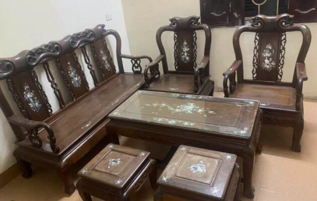 thu mua bàn ghế gỗ cũ