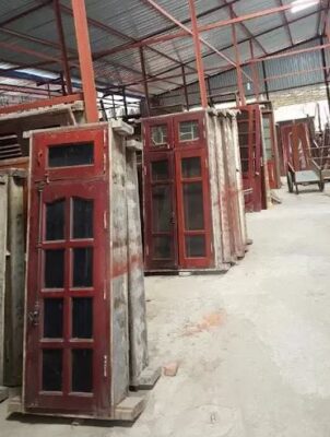 thu mua cửa gỗ số lượng lớn