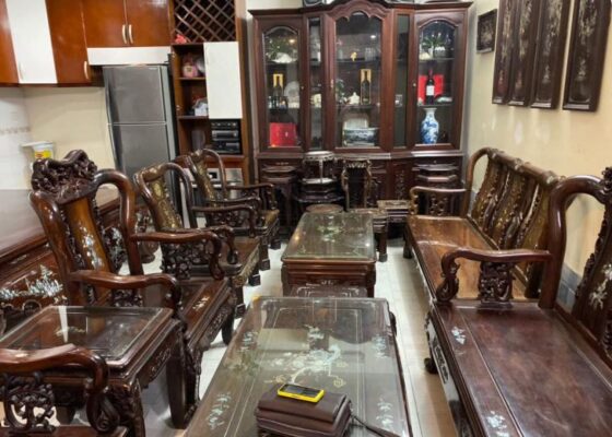 thu mua đồ đạc cũ tại nhà dân