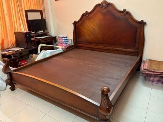 thu mua giường ngủ bằng gỗ