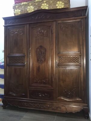 thu mua tháo dỡ tủ gỗ