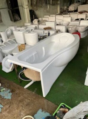 thu mua thiết bị vệ sinh chính hãng